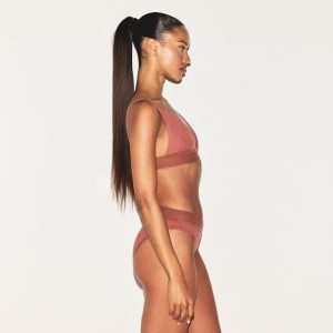 PLUNGE BRALETTE