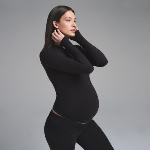 MATERNITY LONG SLEEVE T-SHIRT