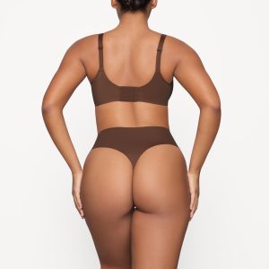 HIGH-WAISTED THONG