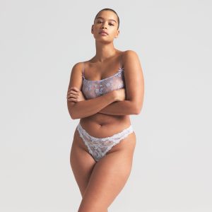 DIPPED THONG