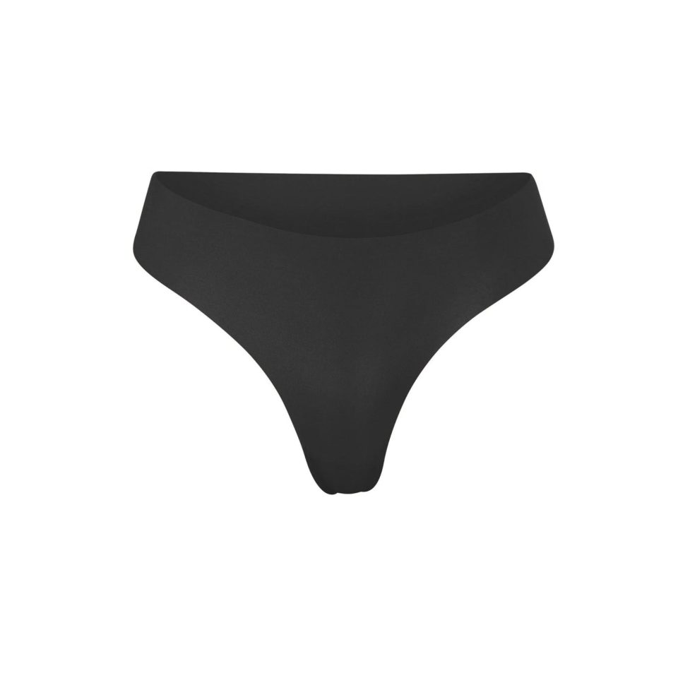DIPPED THONG