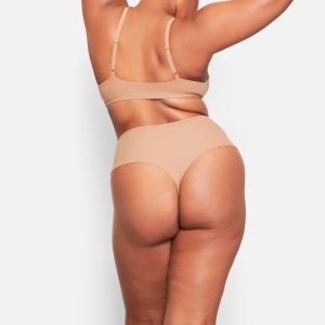 HIGH-WAISTED THONG