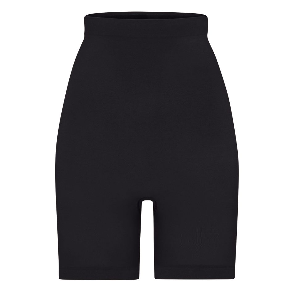 HIGH-WAISTED ABOVE THE KNEE SHORT