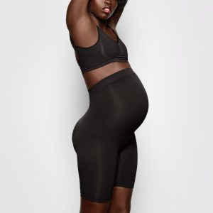 SCULPTING SHORT MID THIGH