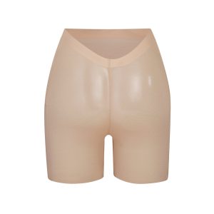 LOW BACK SHORT