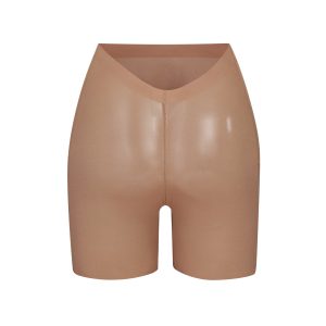 LOW BACK SHORT