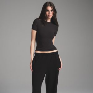 CLASSIC STRAIGHT LEG PANT
